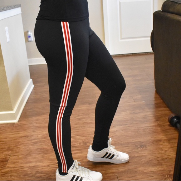 🏷 SALE - High Waisted Leggings - Picture 2 of 5
